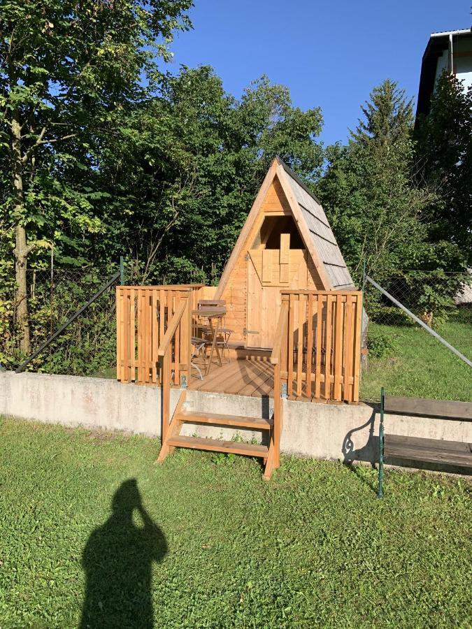 Holznest Hotell Gutenstein Exteriör bild